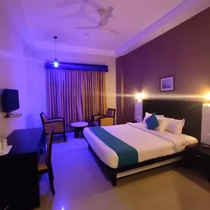 Hopper & Pvt Ltd Hotel Ettumanoor